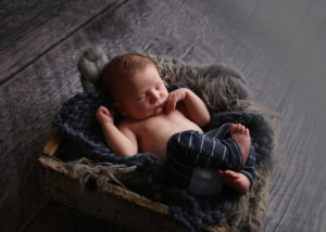 Buffalo Newborn Photographer20160531_0008
