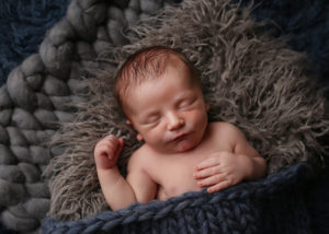 Buffalo Newborn Photographer20160531_0010