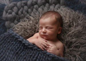 Buffalo Newborn Photographer20160531_0011