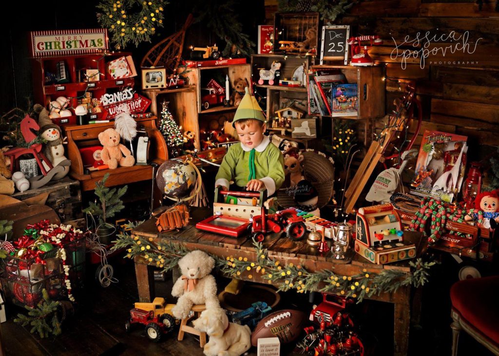 themed holiday portraits near me