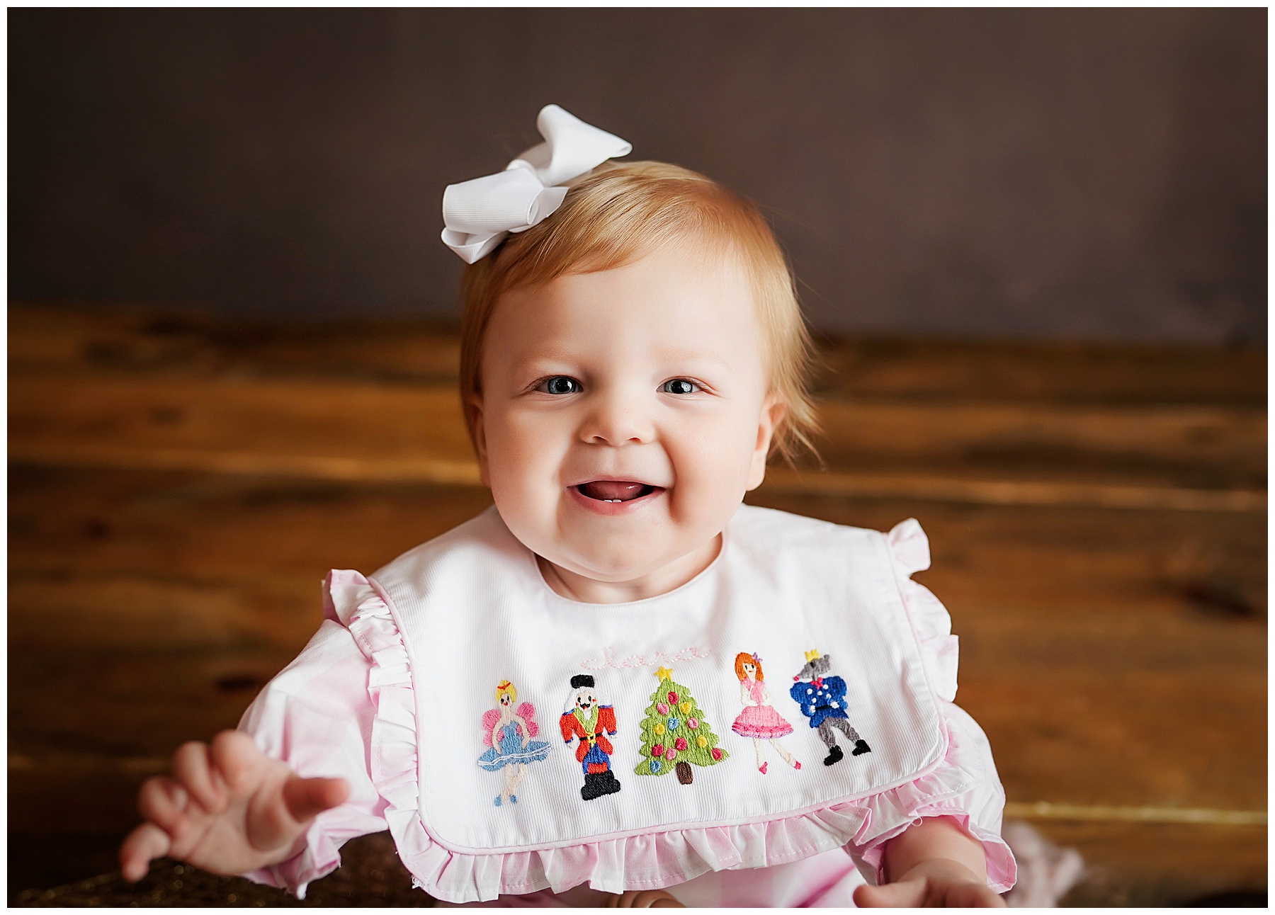 2022-01-17_0001.jpg baby birthday photoshoot buffalo ny