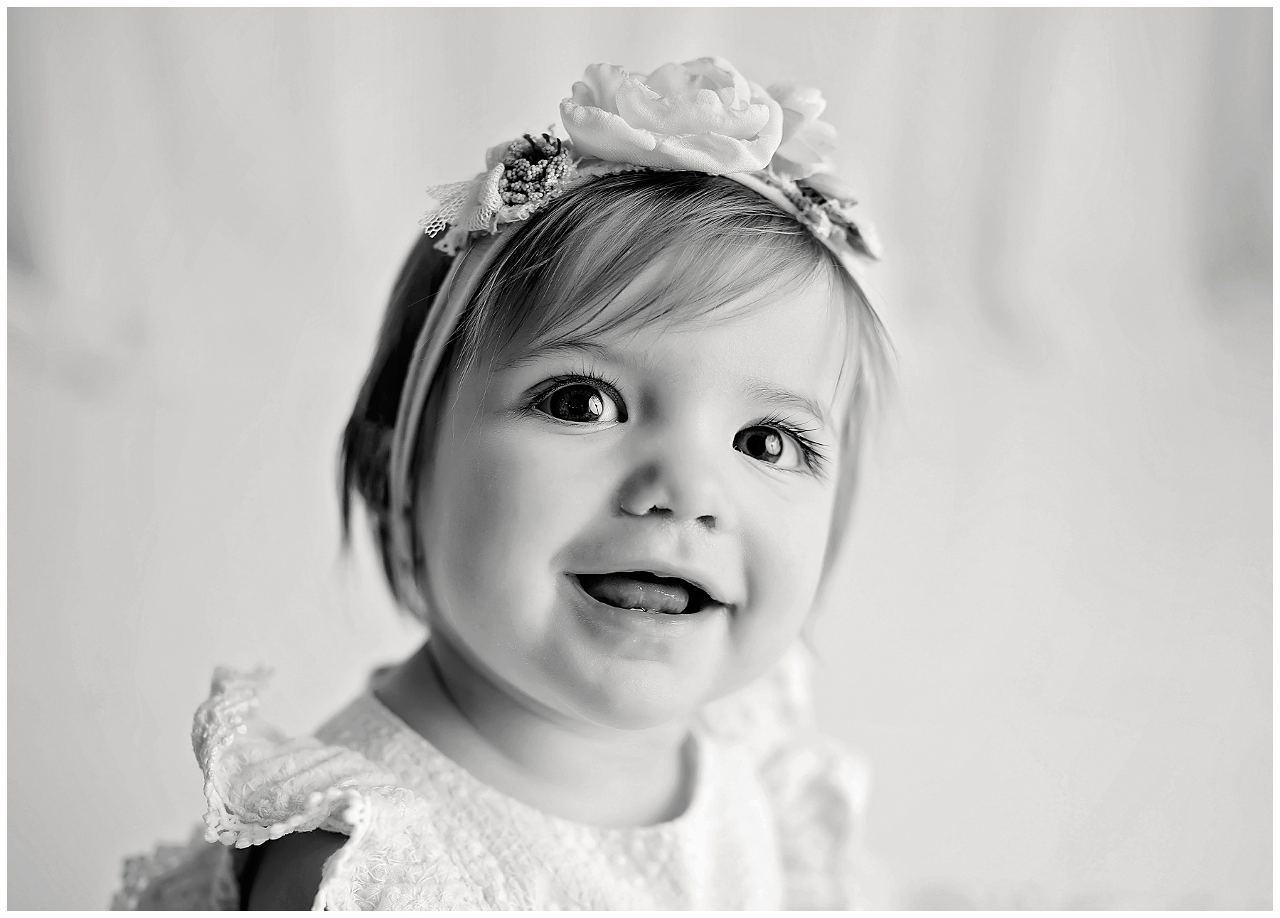 smash cake portrait session near me, buffalo baby photographer smash cake portrait session near me, buffalo baby photographer